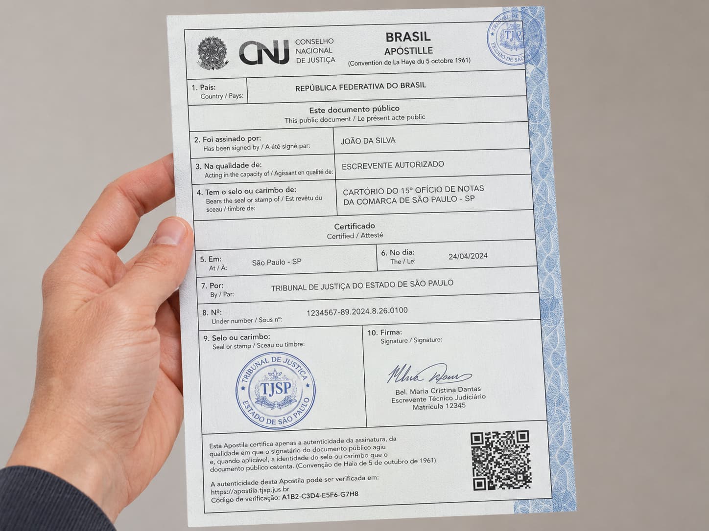 O que é apostila de Haia e como ela salva sua viagem